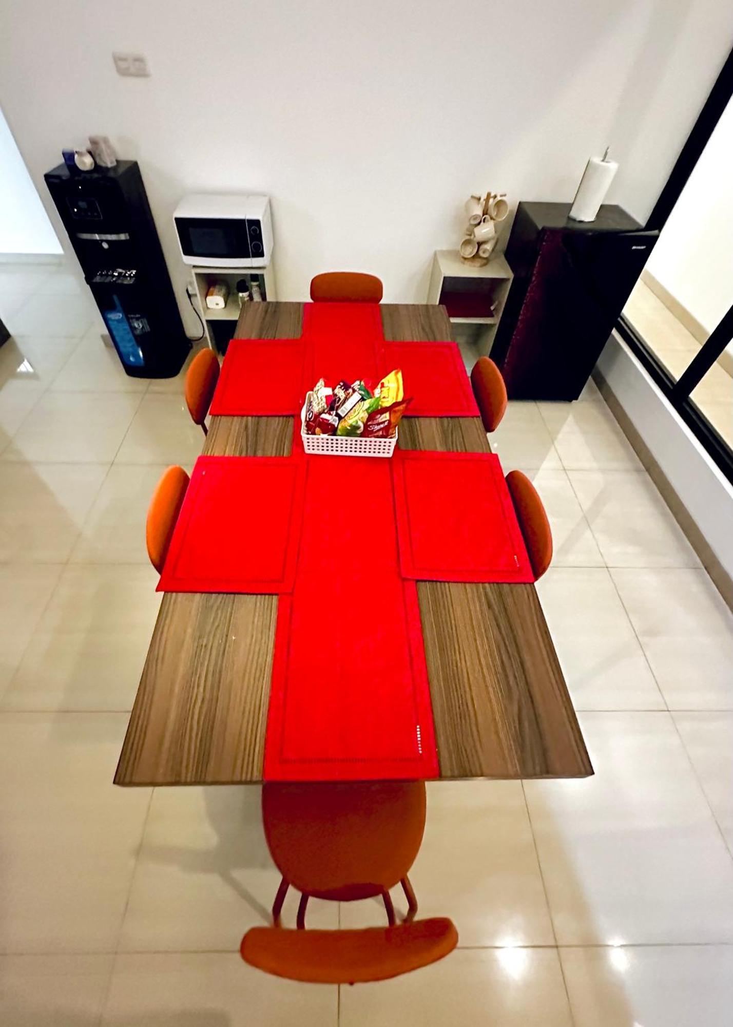 4-Bedroom Home In South Jakarta Nuansa Swadarma Residence By Le Ciel Hospitality Eksteriør billede