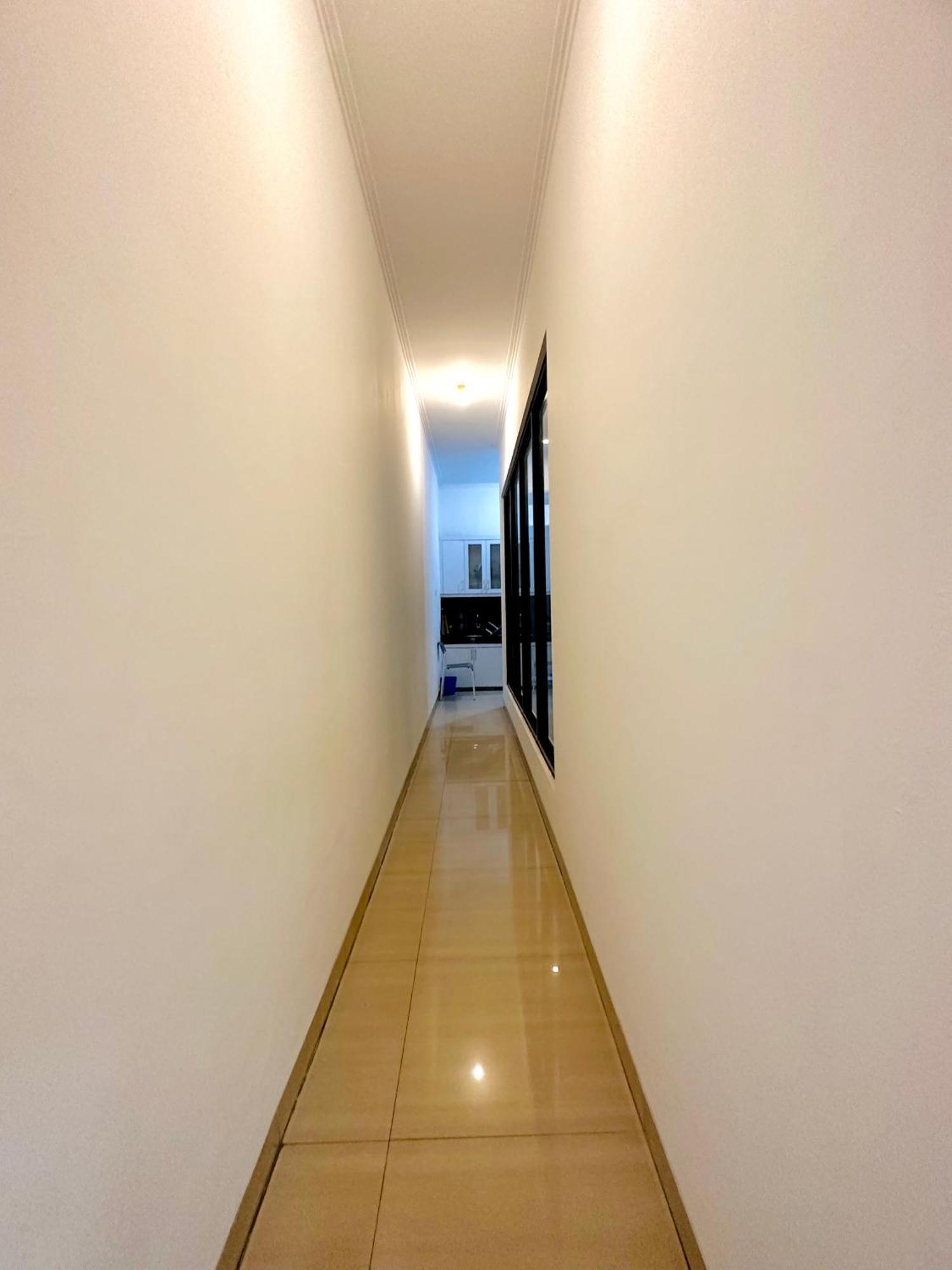 4-Bedroom Home In South Jakarta Nuansa Swadarma Residence By Le Ciel Hospitality Eksteriør billede